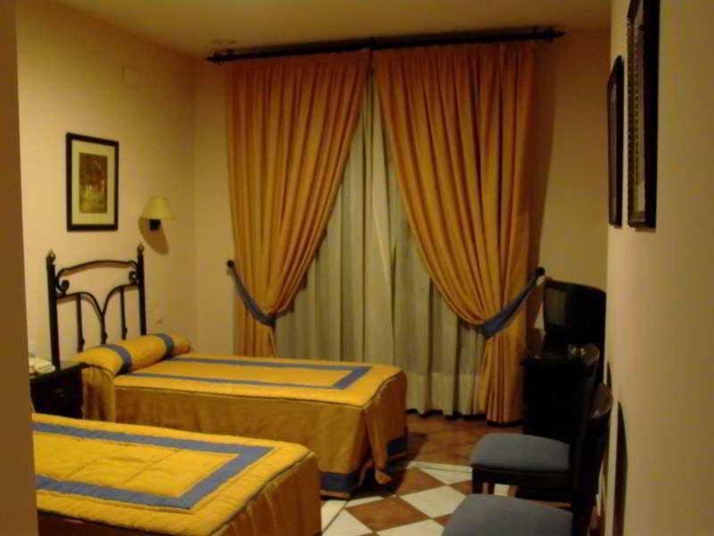 Hotel Calderon Cenes De La Vega Dış mekan fotoğraf
